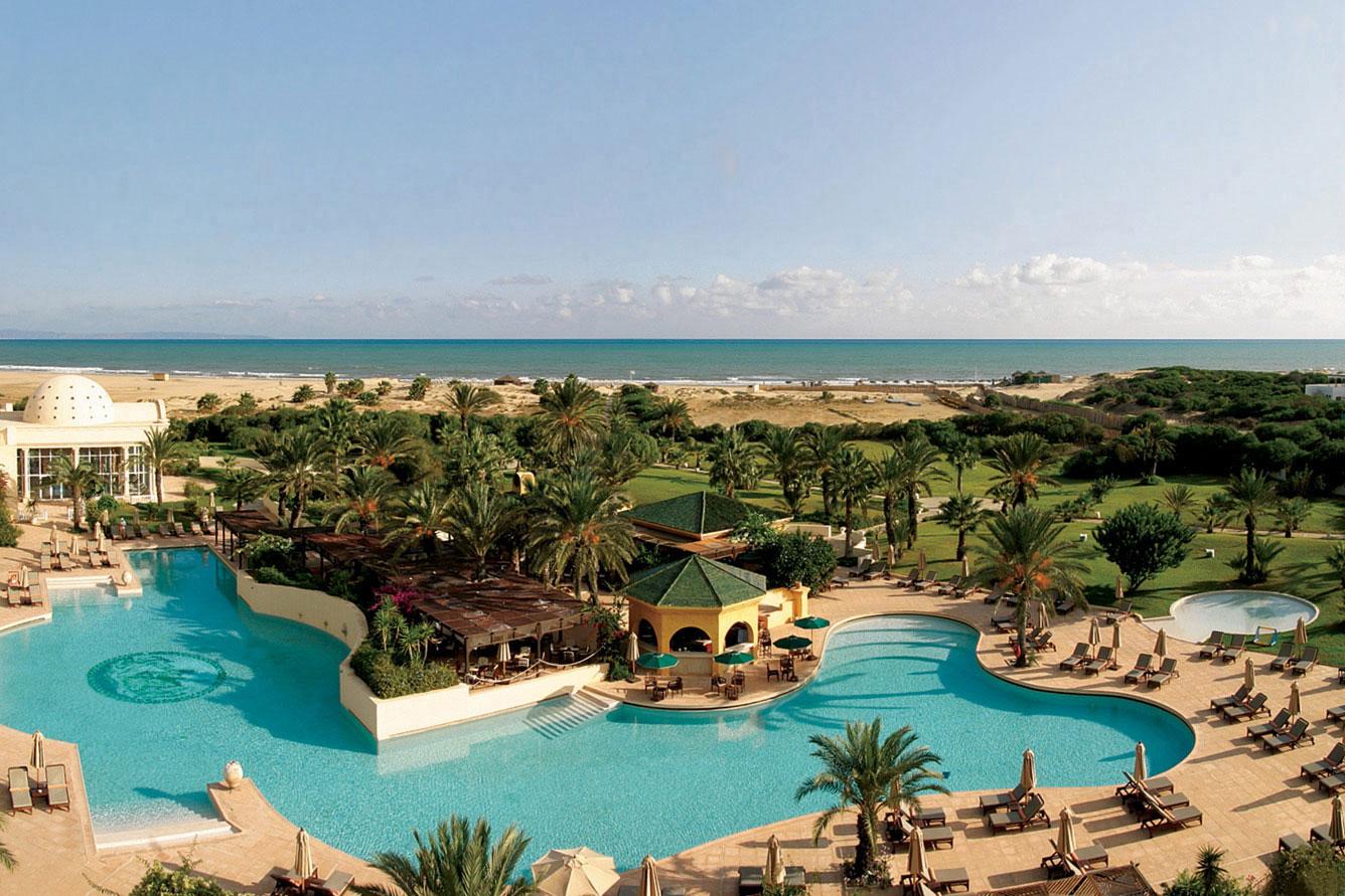The Residence Tunis Гамарт Екстериор снимка The Royal Palm Hotel